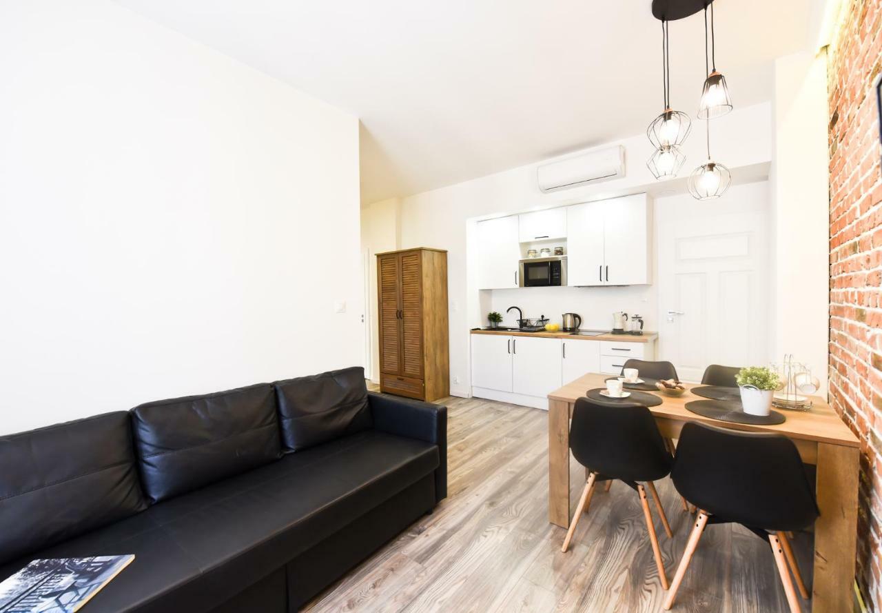 Metropolis Apartment Torun Bagian luar foto