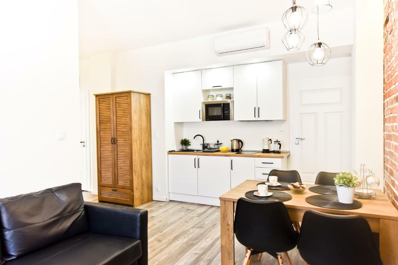 Metropolis Apartment Torun Bagian luar foto